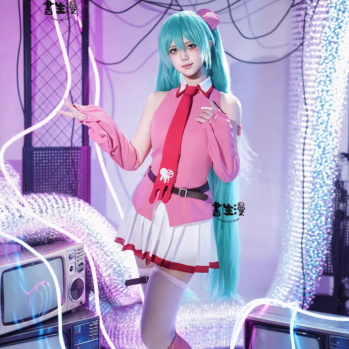 Anime Cosplay 2026 - 할로윈 크리스마스 무대 공연 복원 애니메이션